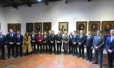 De la confrontación a los acuerdos: qué hay detrás del cambio de estrategia del Gobierno con los gobernadores