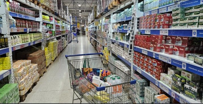 En junio, una familia riojana requirió más de $1,5 millones para superar la línea de pobreza