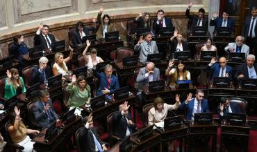 El Gobierno busca aprobar la ley de Propiedad Privada en el Senado y negocia voto a voto con sus aliados