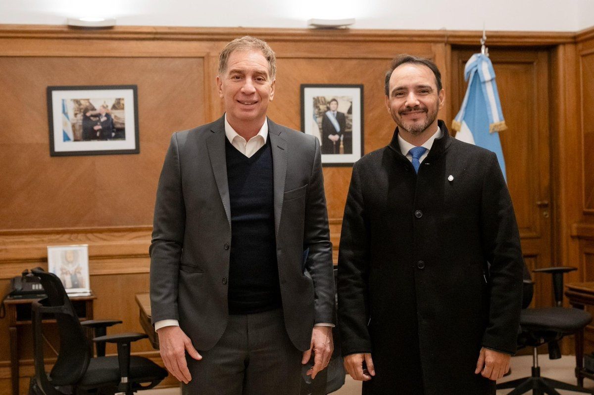 Santilli recibió al gobernador de Corrientes para analizar proyectos prioritarios para la provincia