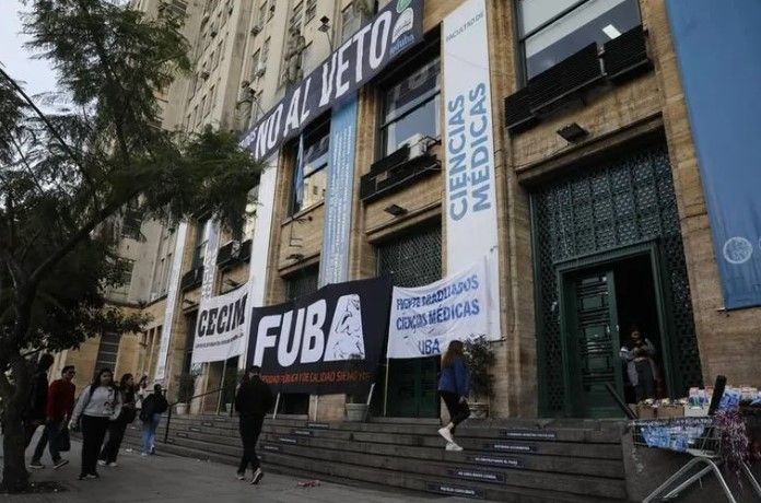 Burlas por las Malvinas y Maradona: estudiantes extranjeros fueron denunciados ante universidades