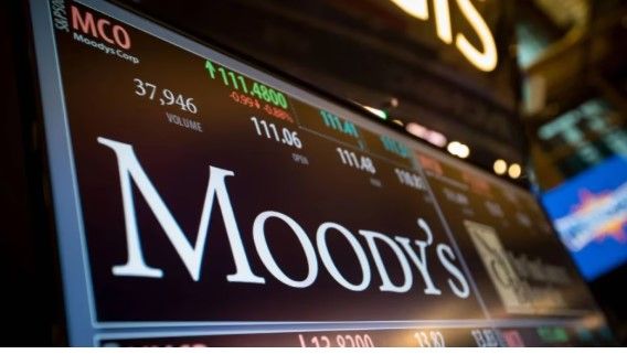 La agencia Moodys mejoró la calificación de la Argentina