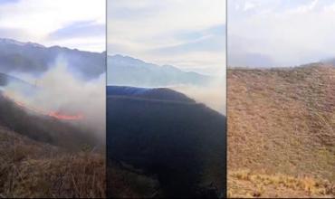 Incendio forestal en Guanchín: más de 50 brigadistas combaten para apagarlo y ya fue solicitado un avión hidrante 
