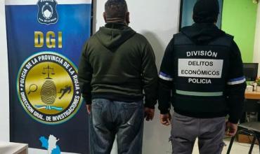 Detuvieron a un ex policía acusado de estafar a cuatro personas con falsas promesas de viviendas