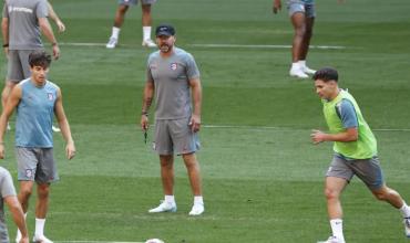 Así fue el reencuentro de Julián Álvarez con Simeone en su primera práctica con el plantel de Atlético de Madrid tras el Mundial