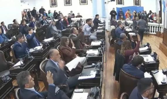 Diputados aceptó la renuncia de Javier Vallejos como fiscal general de La Rioja