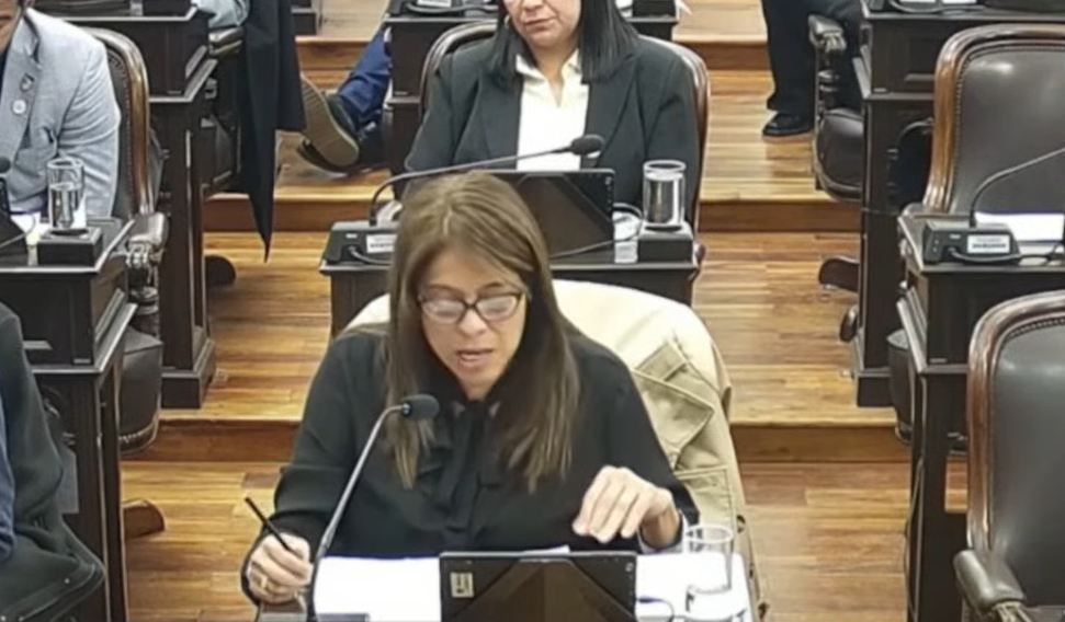349322_1786637019.jpg