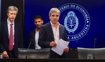 Tras el dato de inflación, las bandas del dólar se ajustarán 2,1% y el techo superará los $1900 a fin de septiembre