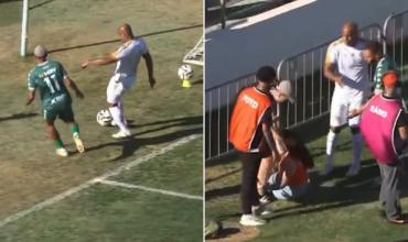 Un futbolista desmayó a una trabajadora de prensa de un pelotazo en pleno partido