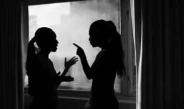 Una mujer fue agredida dentro de su vivienda en Chepes