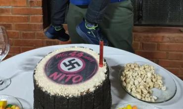 Misiones: un hombre festejó su cumpleaños con una torta decorada con una esvástica y un nene apareció haciendo el saludo nazi