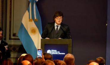 Javier Milei ahora defiende a Fernando Cerimedo y apunta contra su expareja: "Es una opereta del violín de Evo Morales"