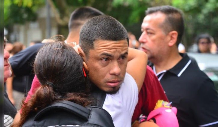 350333_1787438425.jpg