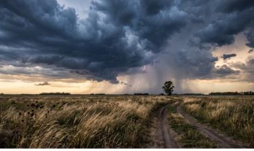 Tormenta de Santa Rosa 2026: cuándo llega a la Argentina y qué hay detrás del famoso mito climático
