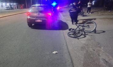 Un ciclista sufrió graves lesiones tras ser embestido por un automóvil en Ortiz de Ocampo