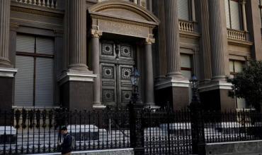 El Banco Central no logró acelerar la compra de dólares pese a la suba del tipo de cambio