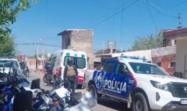 Un hombre se autolesionó con un arma blanca y su madre pidió ayuda para que reciba tratamiento