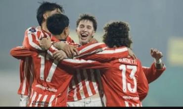Estudiantes venció a Barracas Central y también está entre los ocho en la Copa Argentina