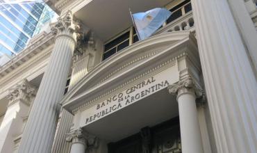 El Banco Central podría usar los dólares de ahorristas como garantía para tomar deuda