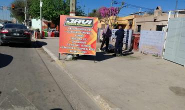 Detienen a un limpiavidrios acusado de robar en una verdulería de la Avenida 1 de Marzo