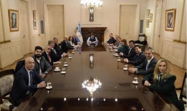 Javier Milei reunió al gabinete y apuntala los proyectos por Malvinas con el ministro de Defensa y el canciller