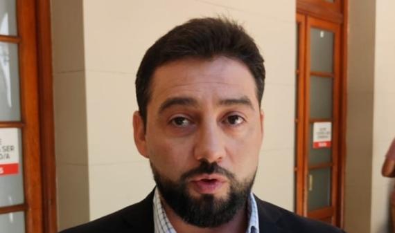 Miguel Zárate respaldó la expulsión de los policías por préstamos clandestinos: “Es incompatible con el estado policial”