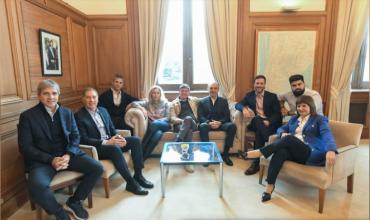 El Gobierno vuelve a reunir a la Mesa Política y despliega una agenda de gestión ministerial