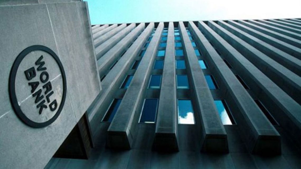 355702_1791310203.jpg