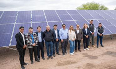 El Gobernador Quintela inauguró un nuevo parque solar en Tama