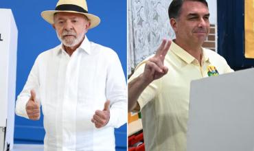 El periodista Patricio de la Barra dijo a Fénix:  Brasil llega al balotaje con un empate técnico entre Lula y Flávio Bolsonaro