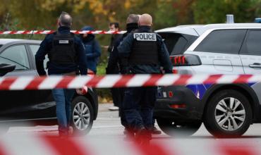 Tiroteo en el suroeste de París: un muerto y cuatro heridos, entre ellos una niña de 12 años