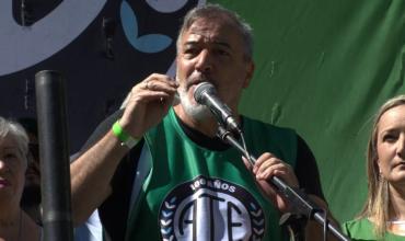 El Gobierno le respondió al sindicalista que había pedido hacerle un examen médico a Javier Milei: “Es competente”