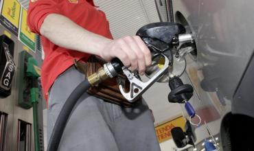 Aseguran que en abril aumentarán las naftas un 3%