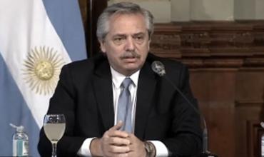 Fernández pidió "no relajarse" con la cuarentena porque "el problema está muy lejos de terminarse"