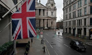 La Policía irrumpe en una boda para 400 personas en pleno confinamiento en Londres