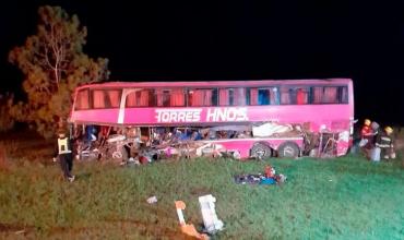 Tragedia fatal en Santa Fe: cinco muertos y cuatro heridos tras un choque entre un colectivo y un camión