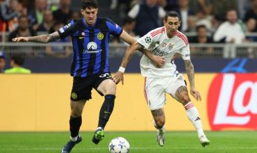 Alarma en la Selección: Di María salió con una molestia en la derrota del Benfica ante el Inter por la Champions League