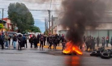 Tensión en Misiones: policías tomaron el Comando Radioeléctrico por un reclamo salarial y temen un choque con Gendarmería