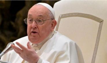 Acusan al papa Francisco de decir un insulto homofóbico en una reunión a puertas cerradas