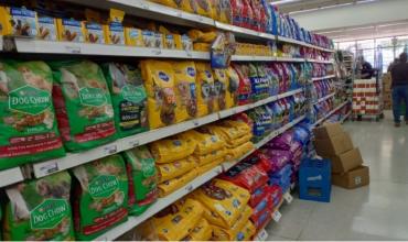Mayoristas y supermercados prometen guerra si sigue la suba de precios