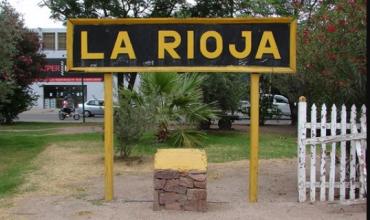 Ingresaron mientras dormía y le robaron una garrafa y zapatillas