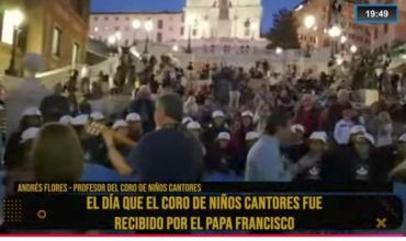 Andrés Flores, profesor y director coral, en Fenix: “Cantarle al Papa en el Vaticano fue como un concierto inolvidable”