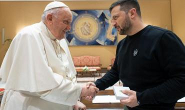 Zelenski tiene previsto asistir a los funerales del Papa pero Putin no viajará