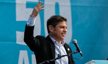 Kicillof afirma que Milei “está destruyendo el aparato productivo argentino”