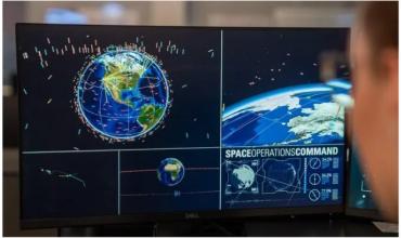 "Los Guardianes del espacio": el inusual acceso de la BBC a la Fuerza Espacial de EE.UU. que rastrea el lanzamiento de misiles desde cualquier parte del mundo