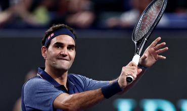 Roger Federer regresa al tenis en una exhibición de lujo en Shanghái