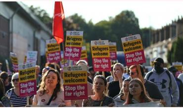 Tensión y odio racial en Gran Bretaña: se inicia una ola de protestas a favor y en contra de los inmigrantes