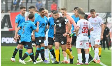 Vergonzoso: el gol que increíblemente le anularon a Belgrano ante Barracas vía VAR por un "foul fantasma"