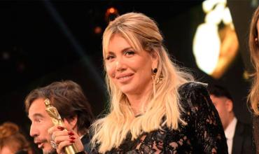 “Hermosa mañana”: Wanda Nara volvió a publicar una foto íntima para celebrar el Martín Fierro