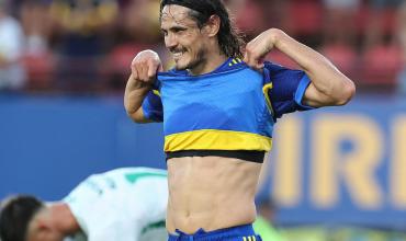 Boca: Cavani terminó el entrenamiento con una sobrecarga y se perdería el partido ante Barracas Central